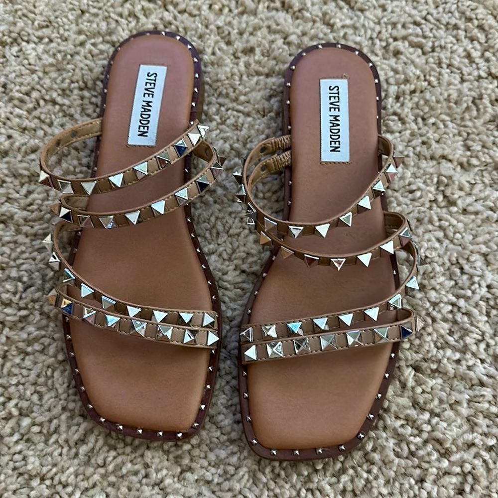 Skylark studded shoes